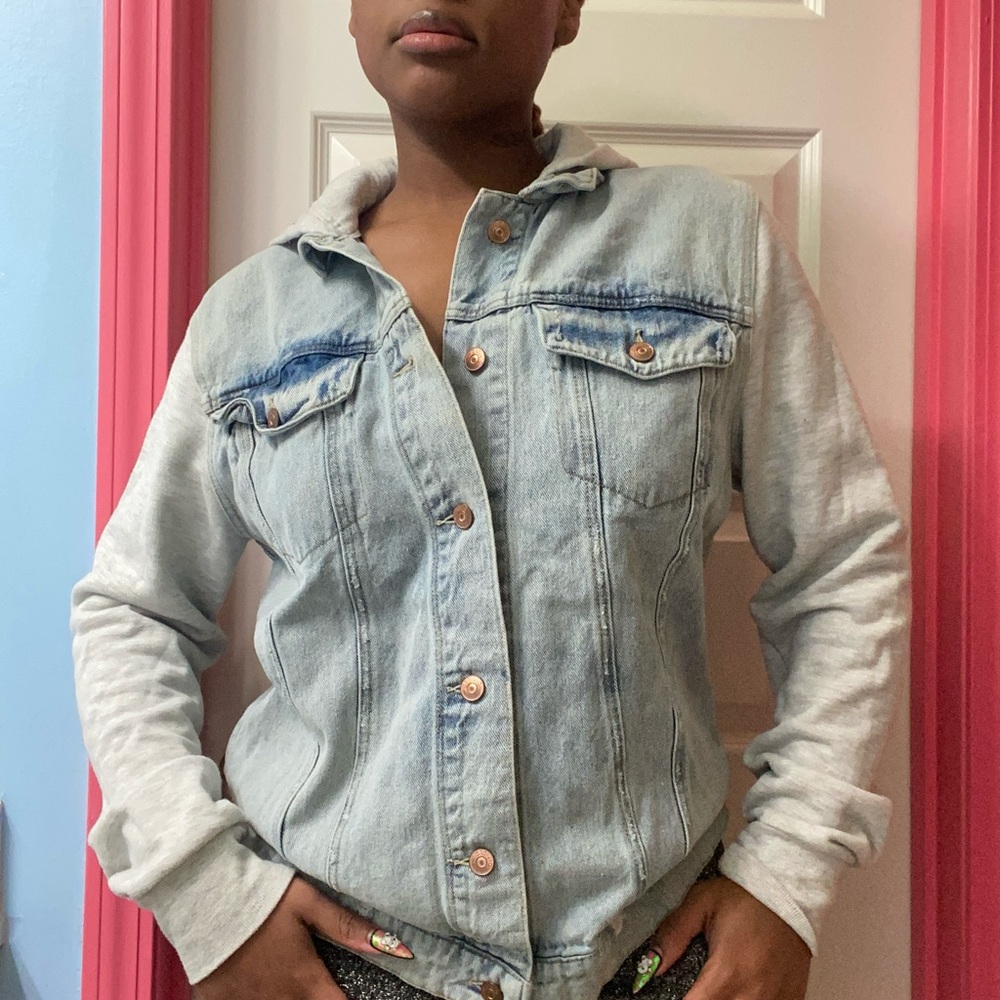 Light Wash Denim Grey Hoodie Jacket 🩶